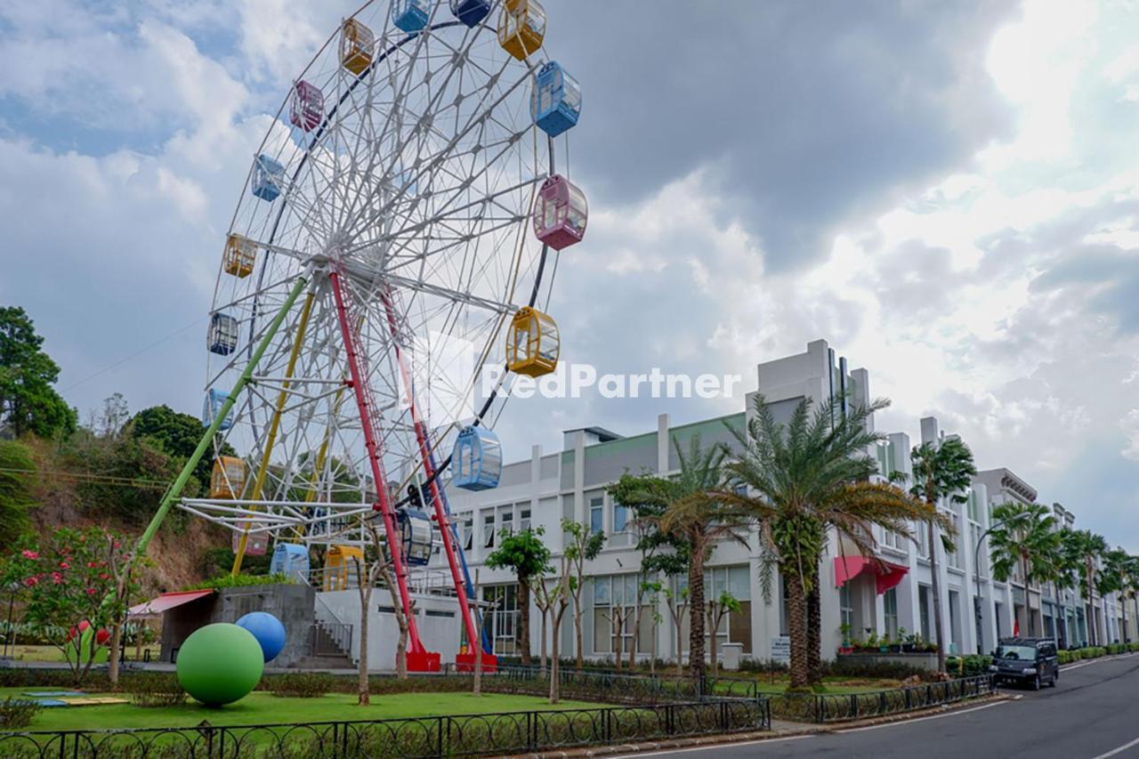 Rit'S Garden At Citragrand Semarang Mitra Reddoorz Hotel Exterior photo